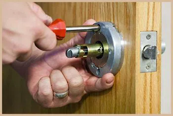 Elite Locksmith Services Detroit, MI 313-241-6898 - 6-locks-replace